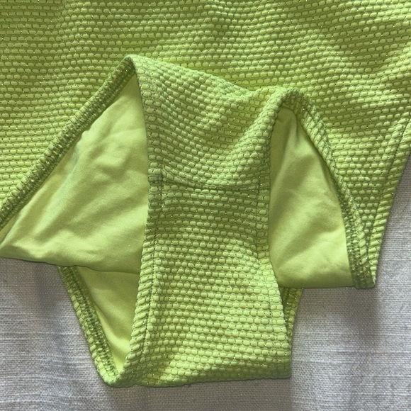 Frankie’s Bikini Matching Set - Picture 5 of 9